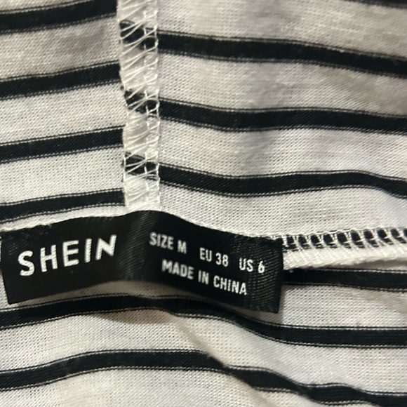 💫SHEIN Women’s Striped Hoodie - Picture 6 of 10